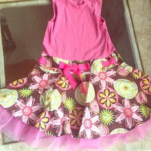 I am selling a girls 4T dress for 4 year old.